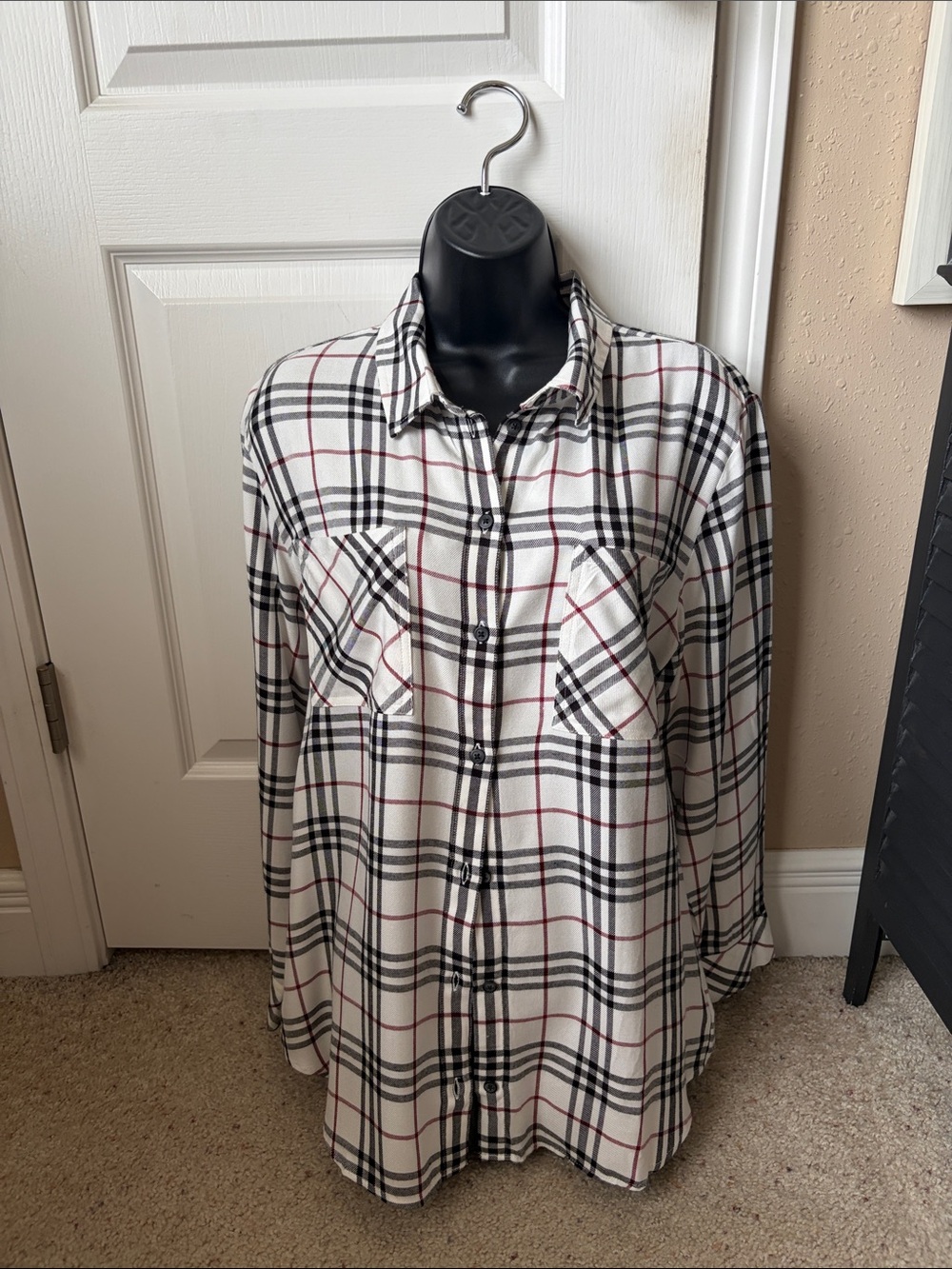 Sanctuary women’s plaid rayon blouse